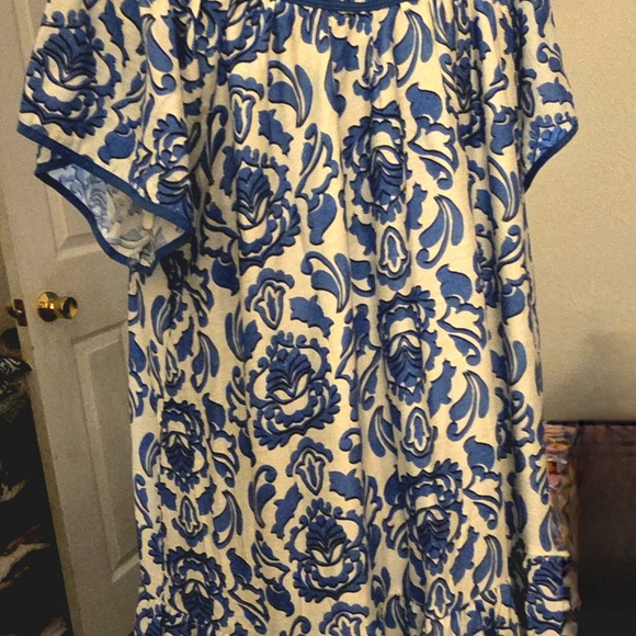Umgee Blue and White Floral Mini Dress - Picture 5 of 5